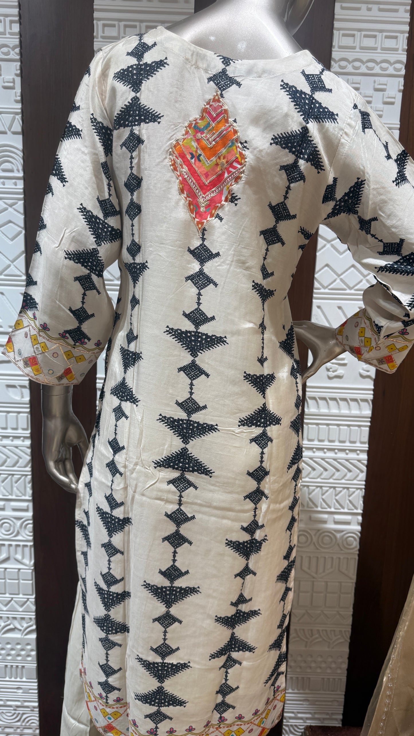 Off-White Block Printed Soft Slick Suit with Multicolor Dupatta โ Sheetal Collection