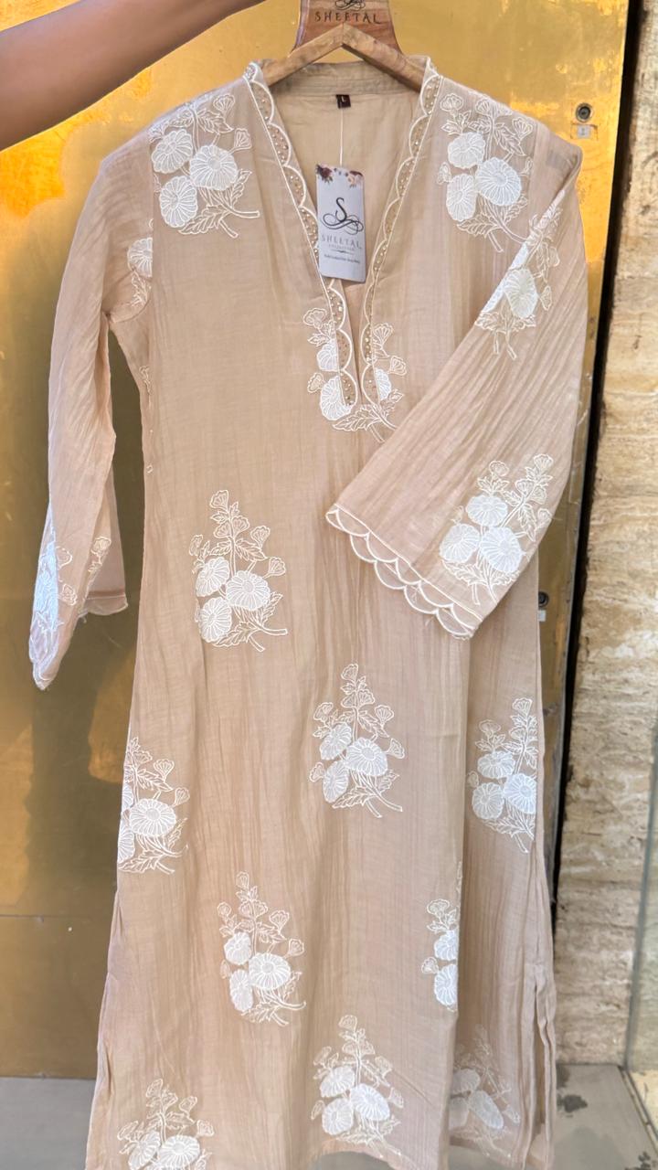Applique Mul Chanderi 3pc suit