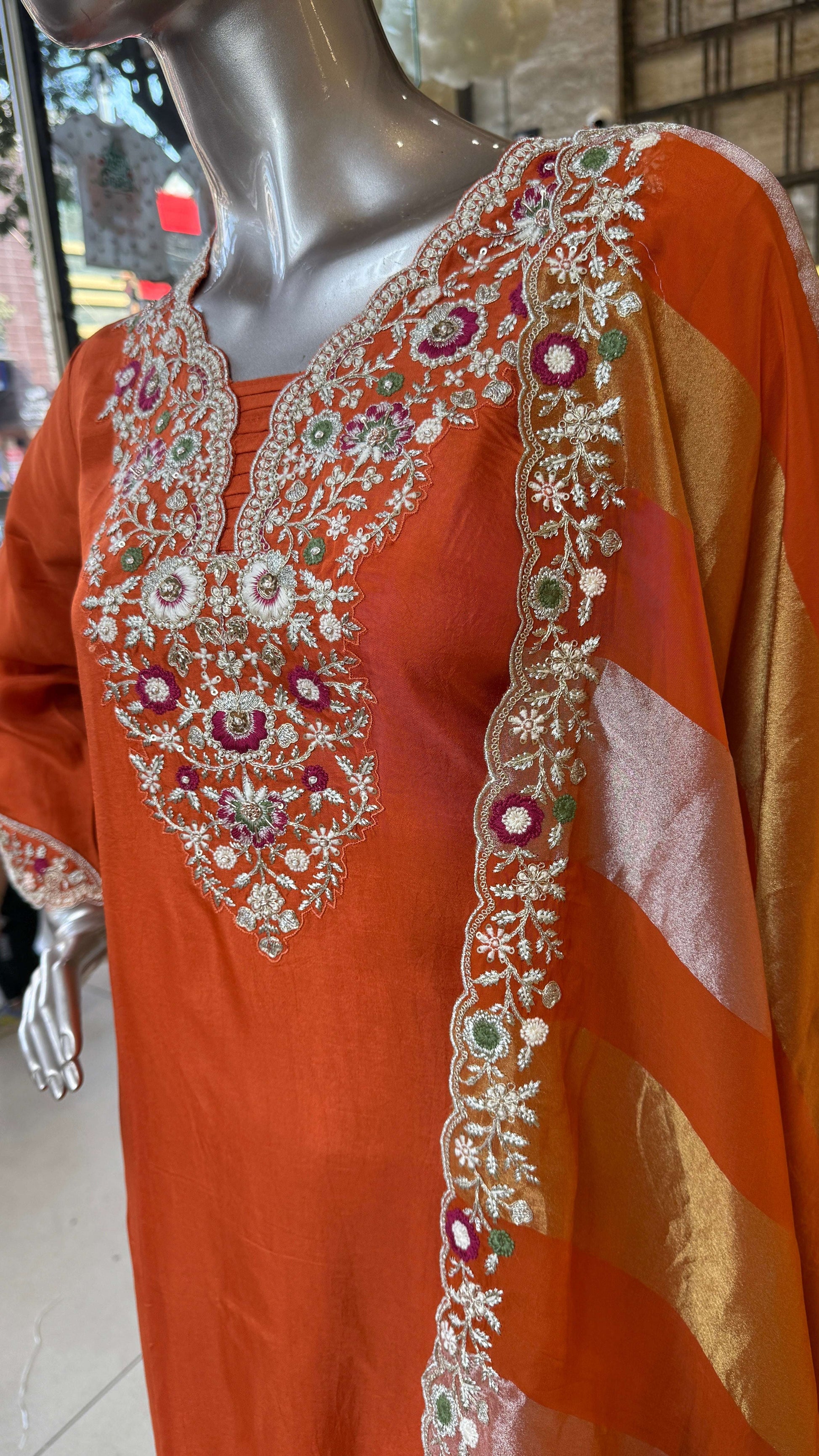 Elegant Kurti Pant Dupatta Set for Women