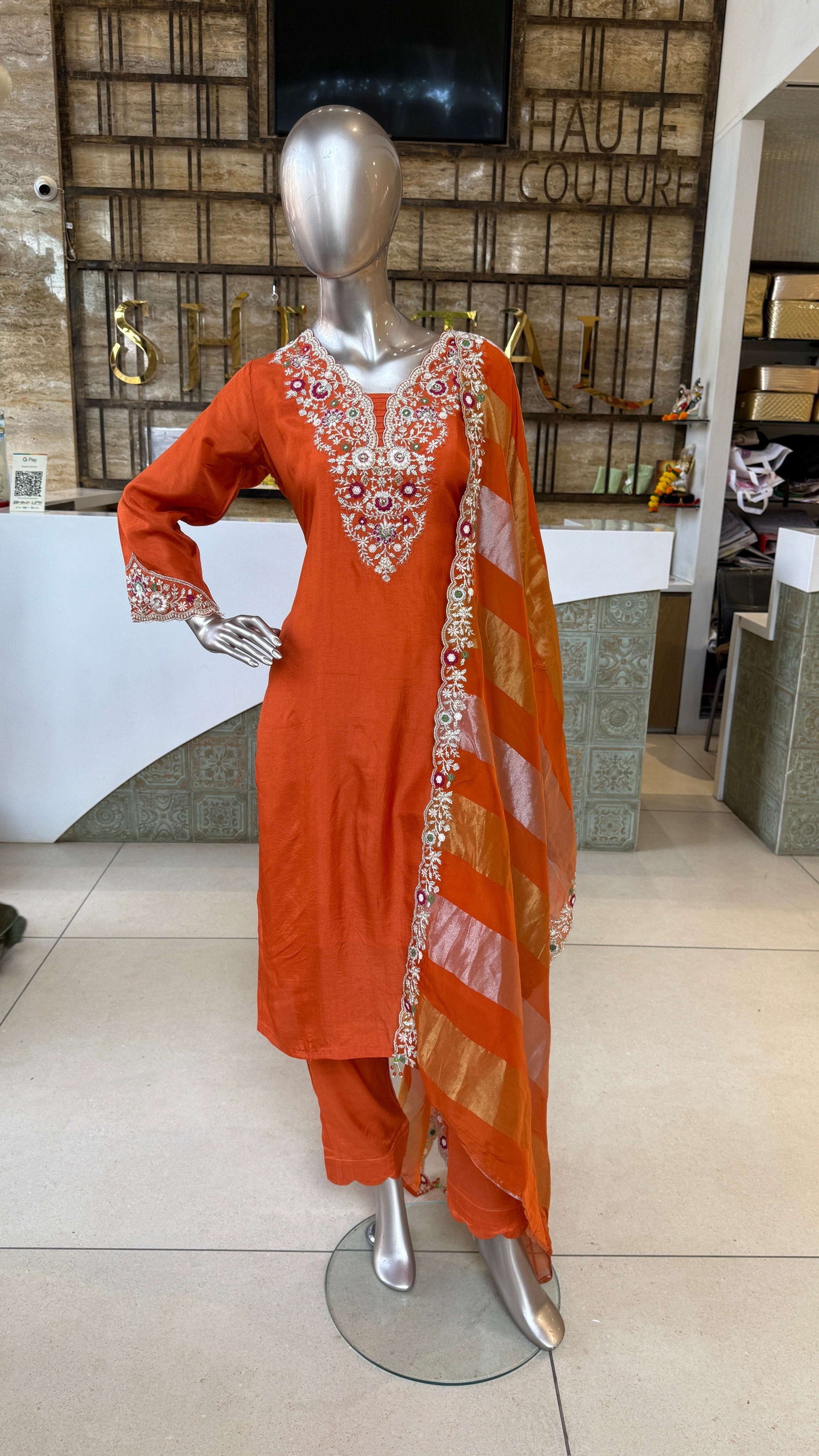 Elegant Kurti Pant Dupatta Set for Women