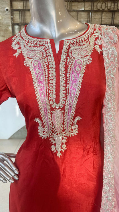 Red Embroidered Straight Kurti Pant Dupatta Set for Women