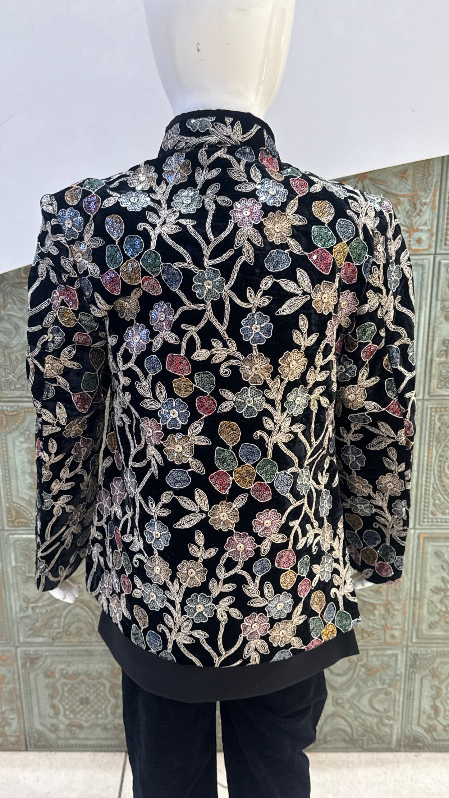 Black Embroidered Indo-Western Jacket with Floral Design for Boys