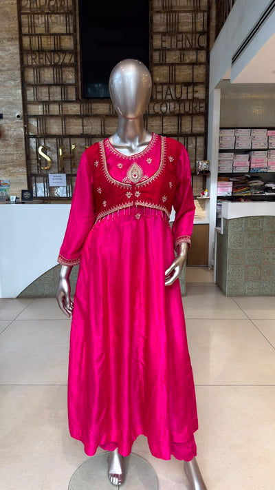Rani Anarkali with Red Kot